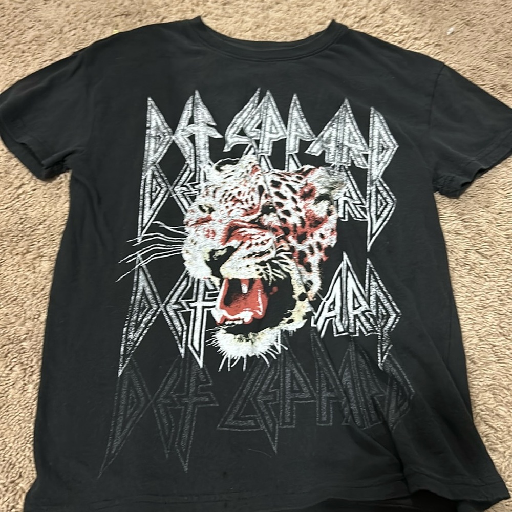 def leopard target tshirt size small